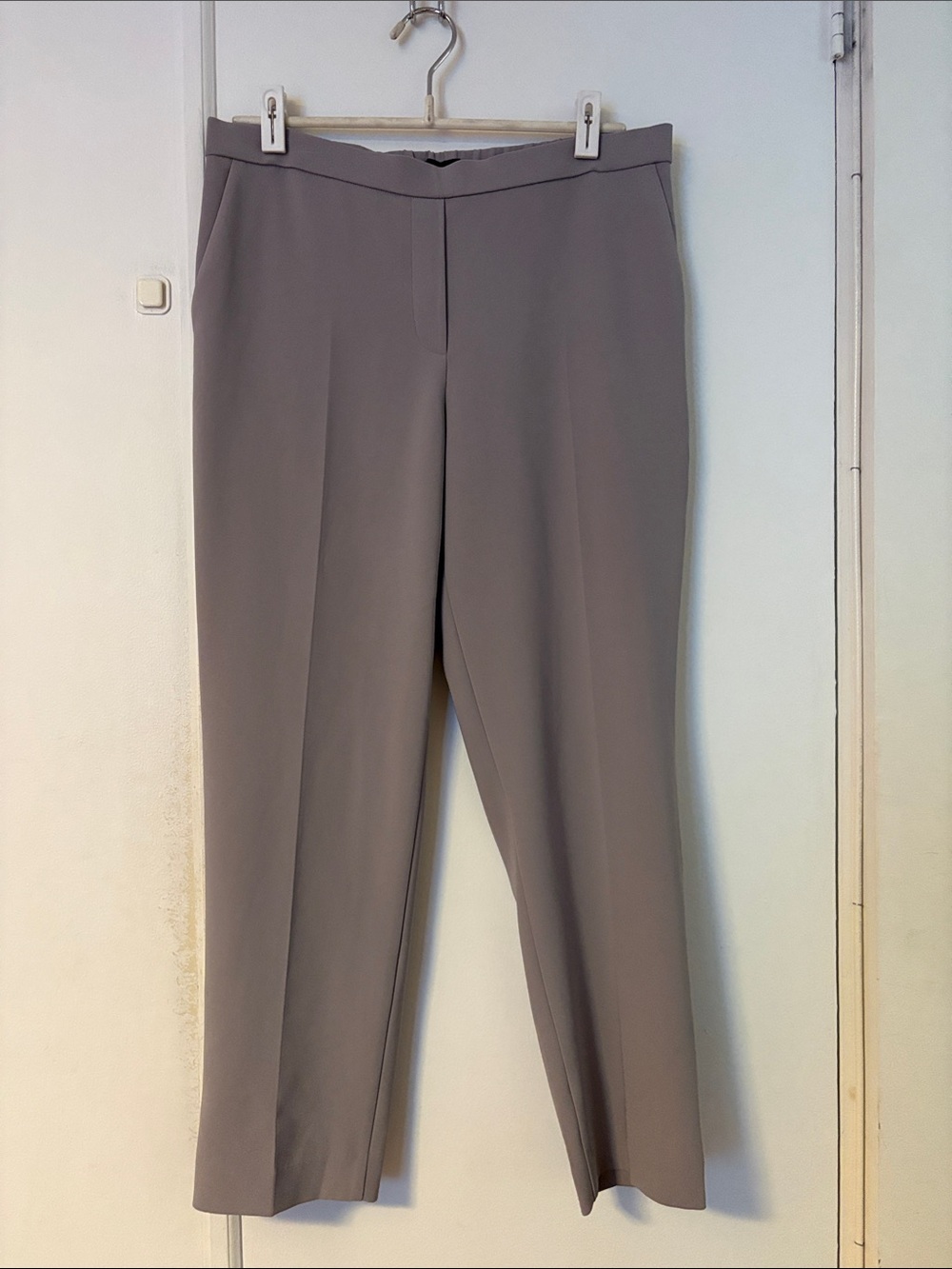 Theory Gray Straight-Leg Pull On Dress Pants